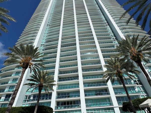 1331 Brickell Bay Dr , Unit 1708, Miami, FL 33131