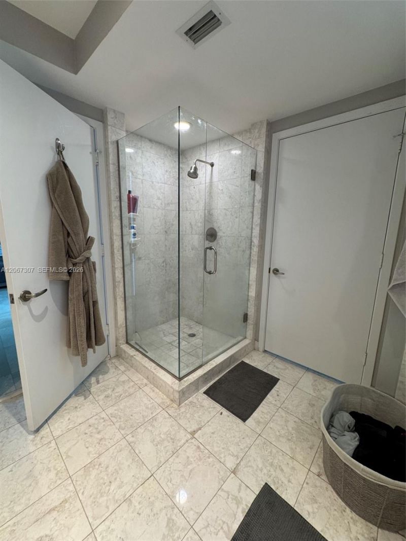 1331 Brickell Bay Dr , Unit 1708, Miami, FL 33131 Photo