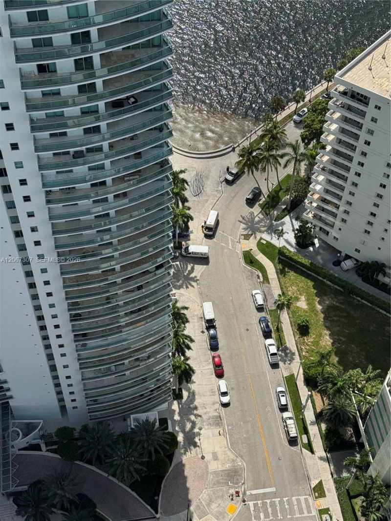 1331 Brickell Bay Dr , Unit 1708, Miami, FL 33131 Photo