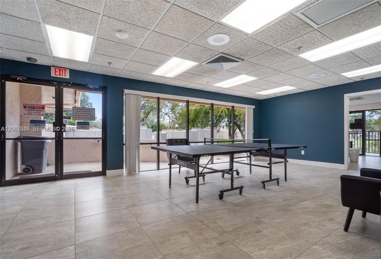 10130 Sunrise Lakes Blvd, Unit 207, Sunrise, FL 33322 Photo