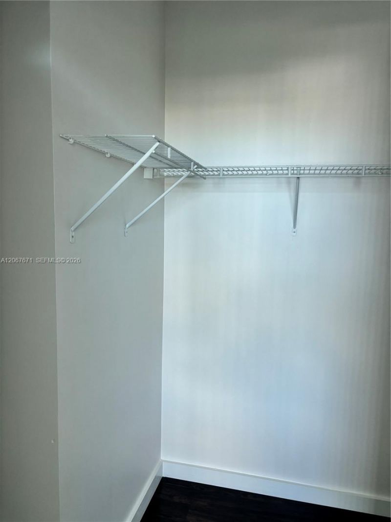 1900 N Bayshore Dr , Unit 4011, Miami, FL 33132 Photo