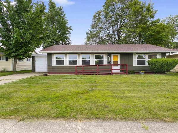 3226 Rexford Drive, South Bend, IN 46615