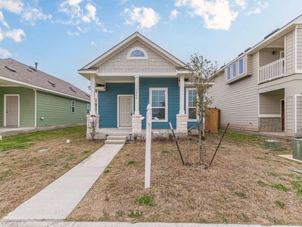 1064 Esplanade PKWY, San Marcos, TX 78666