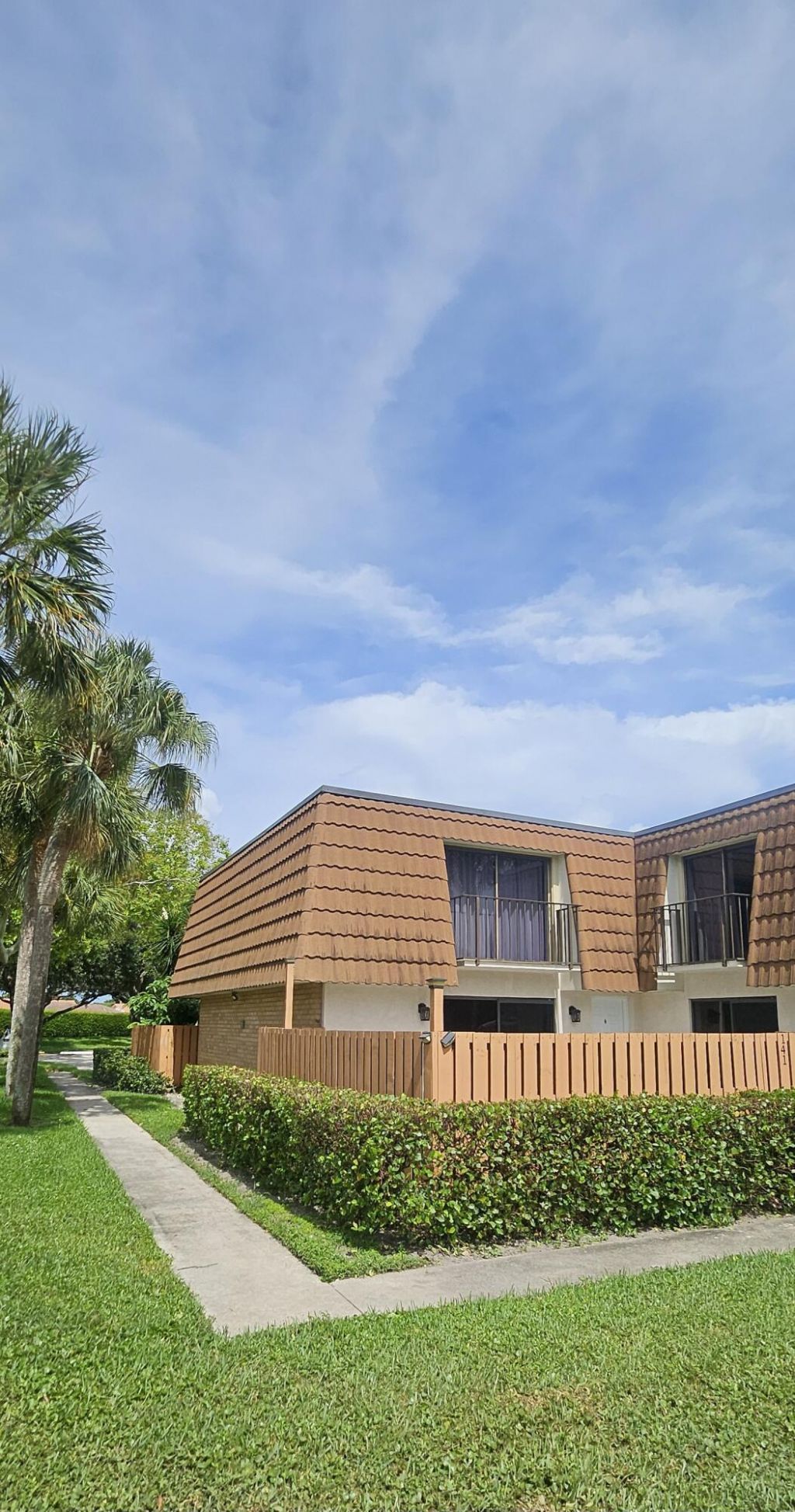 141 Heritage Way Se, West Palm Beach, FL 33407 Photo