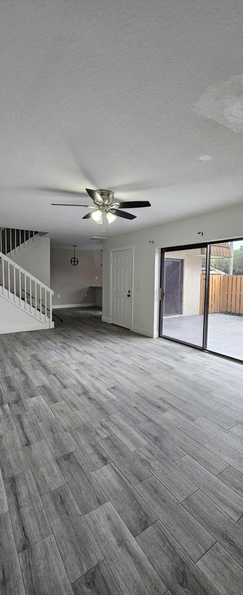 141 Heritage Way Se, West Palm Beach, FL 33407 Photo