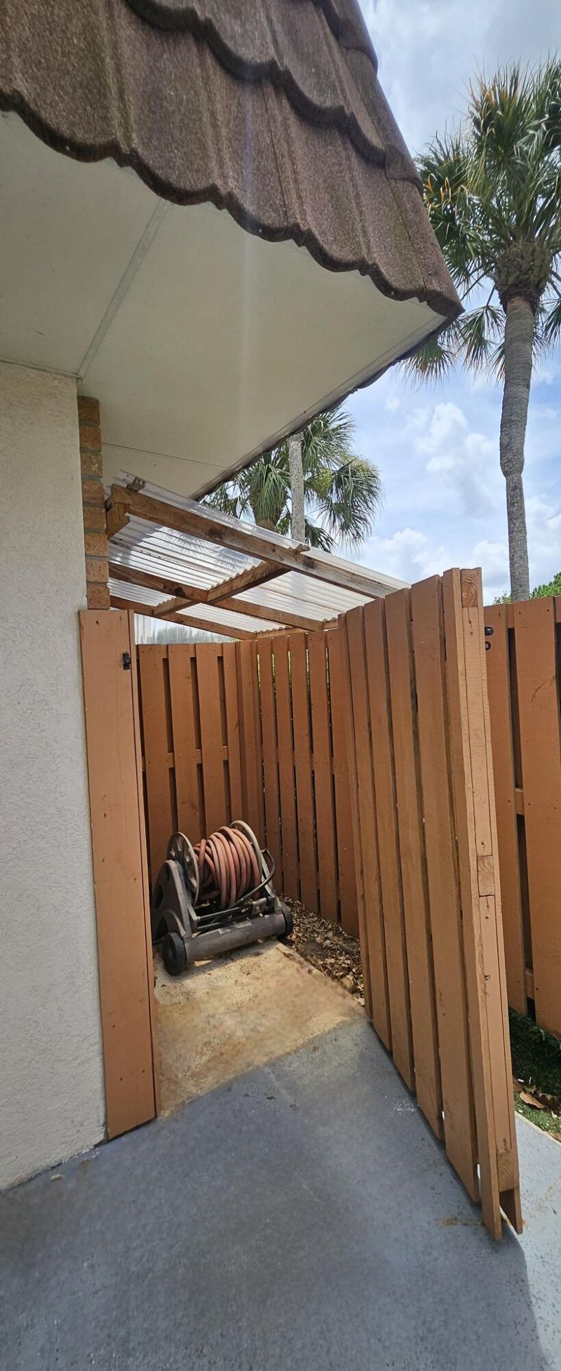 141 Heritage Way Se, West Palm Beach, FL 33407 Photo