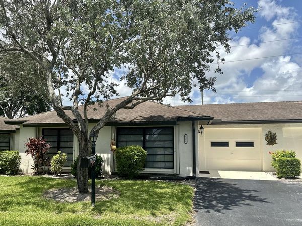 4964 Eaglewood Road, Unit A, Boynton Beach, FL 33436