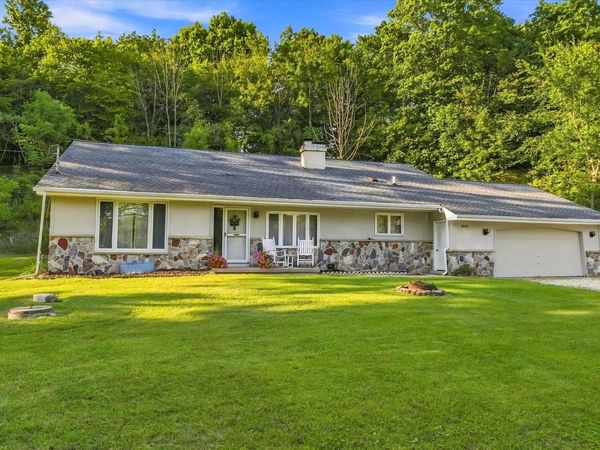 W3638 County Road H, Fredonia, WI 53021