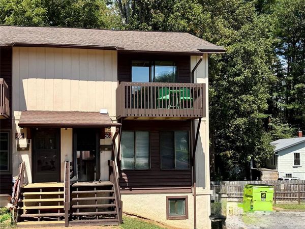 63 Shepard Square, Unit 206, Brevard, NC 28712