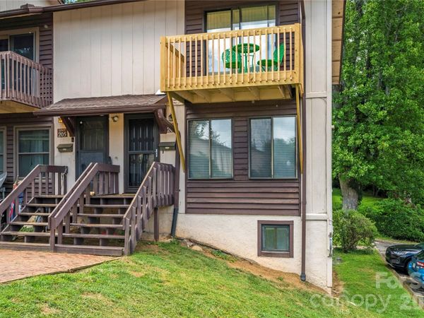 63 Shepard Square , Unit 206, Brevard, NC 28712