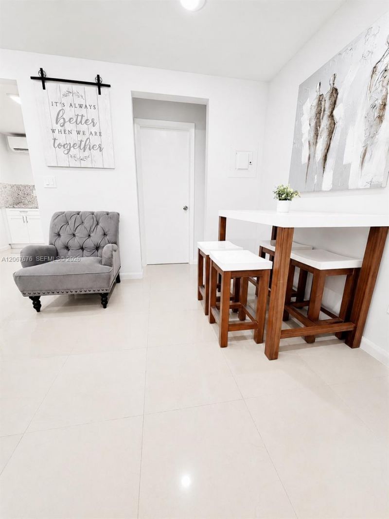 1723 Wiley St, Unit XX, Hollywood, FL 33020 Photo