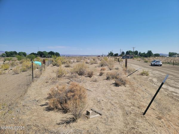 8935 Cougar Street, Silver Springs, NV 89429