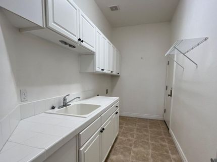 2810 Halo Drive, Sparks, NV 89436 Photo