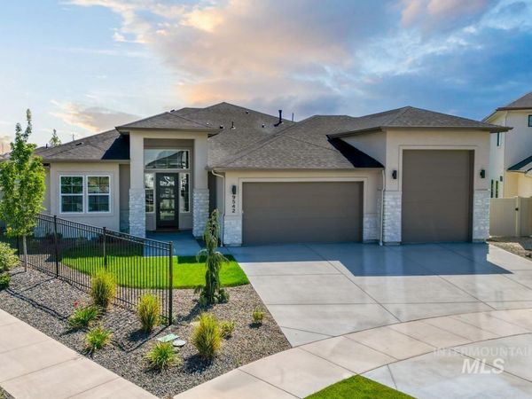 9542 S Green Cottage Ave, Kuna, ID 83634