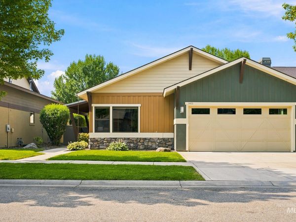 1401 E Lone Shore Dr, Eagle, ID 83616