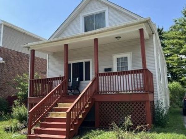 1338 Oak Park Avenue , Berwyn, IL 60402