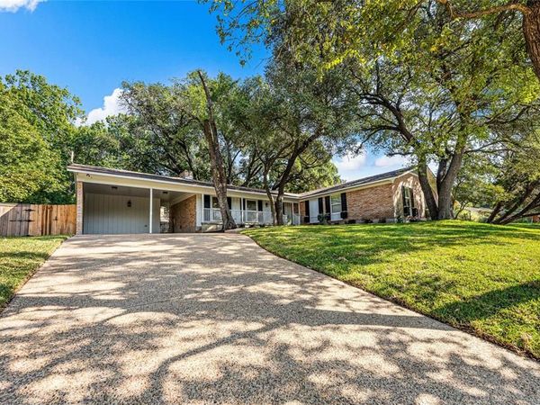 2901 Woodland Drive, Waco, TX 76710