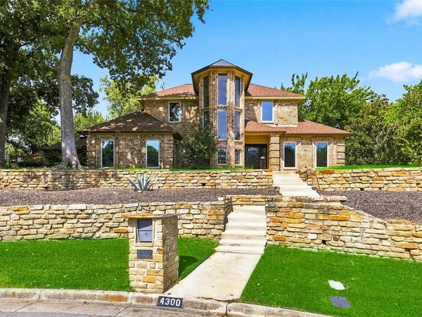 4300 Eaton Circle, Colleyville, TX 76034