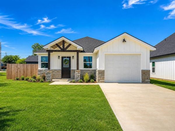 308 E South, Itasca, TX 76055