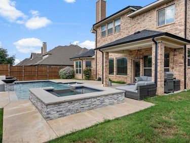 687 Dry Canyon Drive, Frisco, TX 75036
