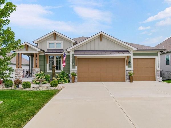 10705 N Bell Street, Kansas City, MO 64155