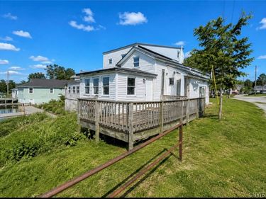 27651 Water Street, Chaumont, NY 13622