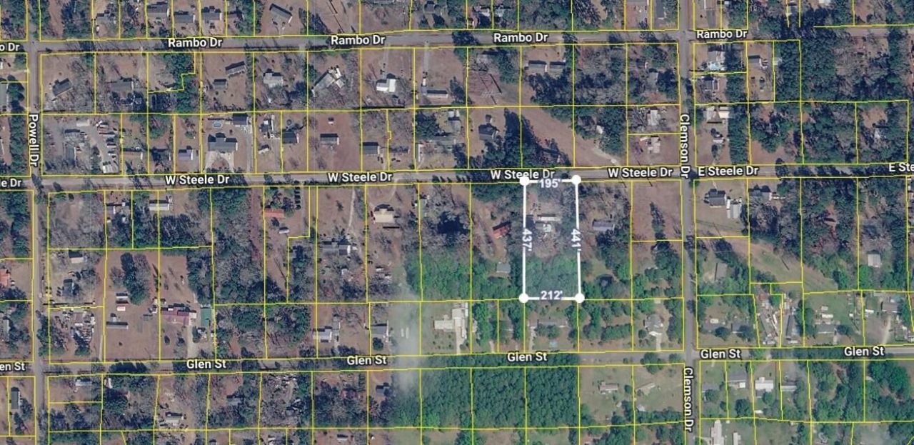 121 W Steele Drive Photo 3