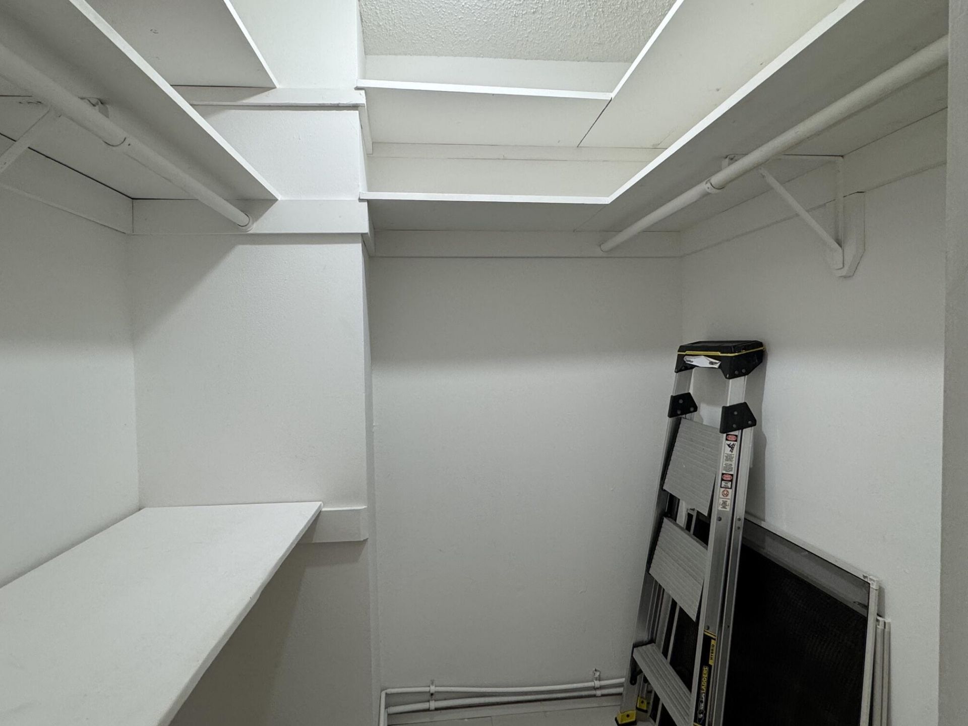 305 N Pompano Beach Boulevard, Unit 307, Pompano Beach, FL 33062 Photo