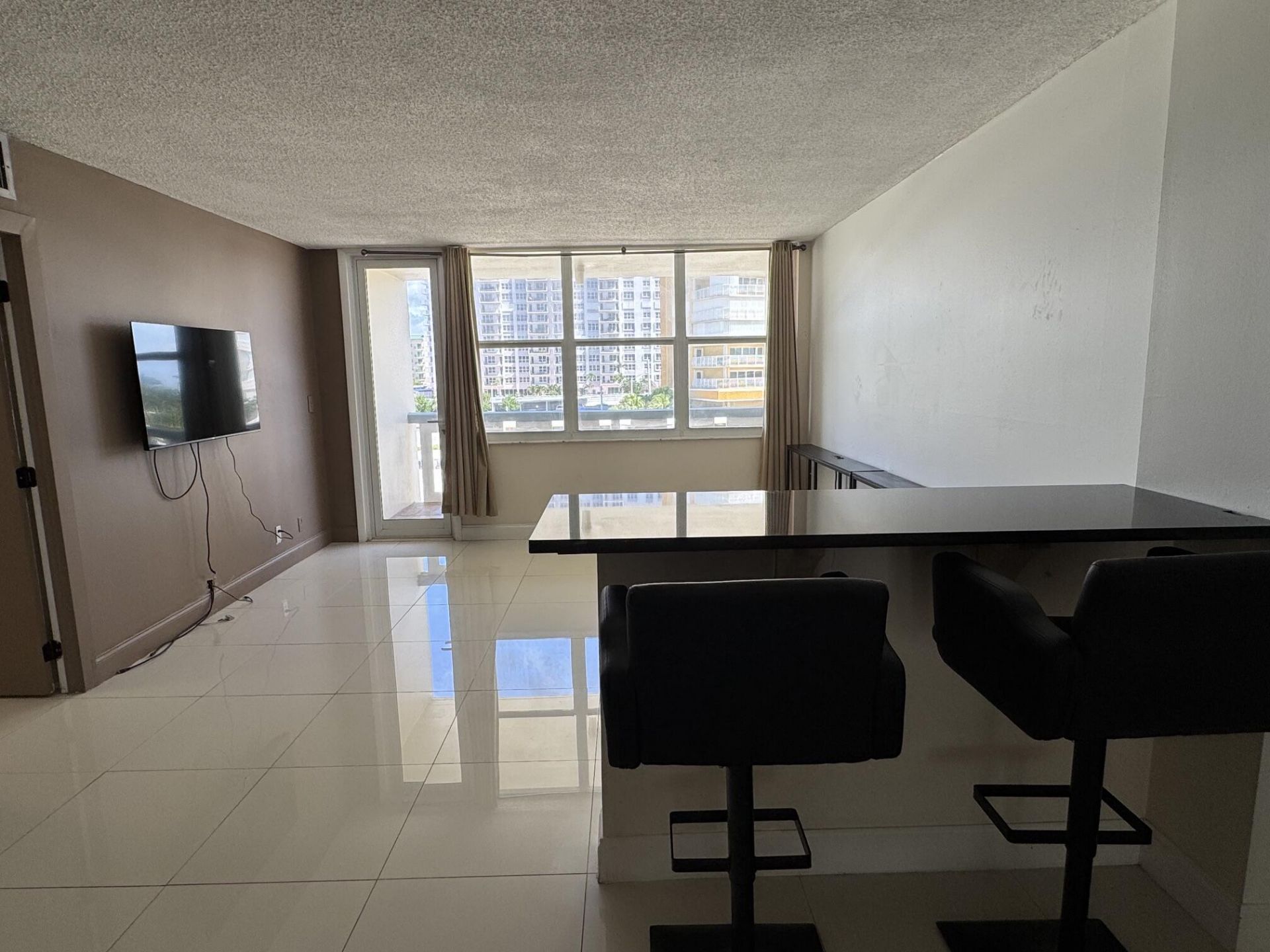 305 N Pompano Beach Boulevard, Unit 307, Pompano Beach, FL 33062 Photo