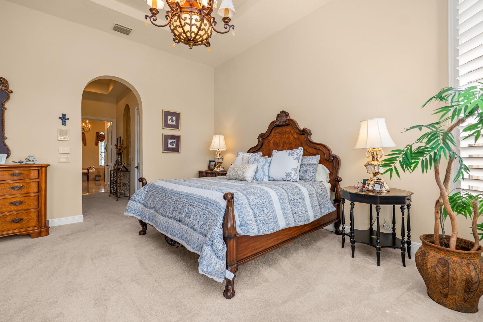 10538 Versailles Boulevard, Wellington, FL 33449 Photo