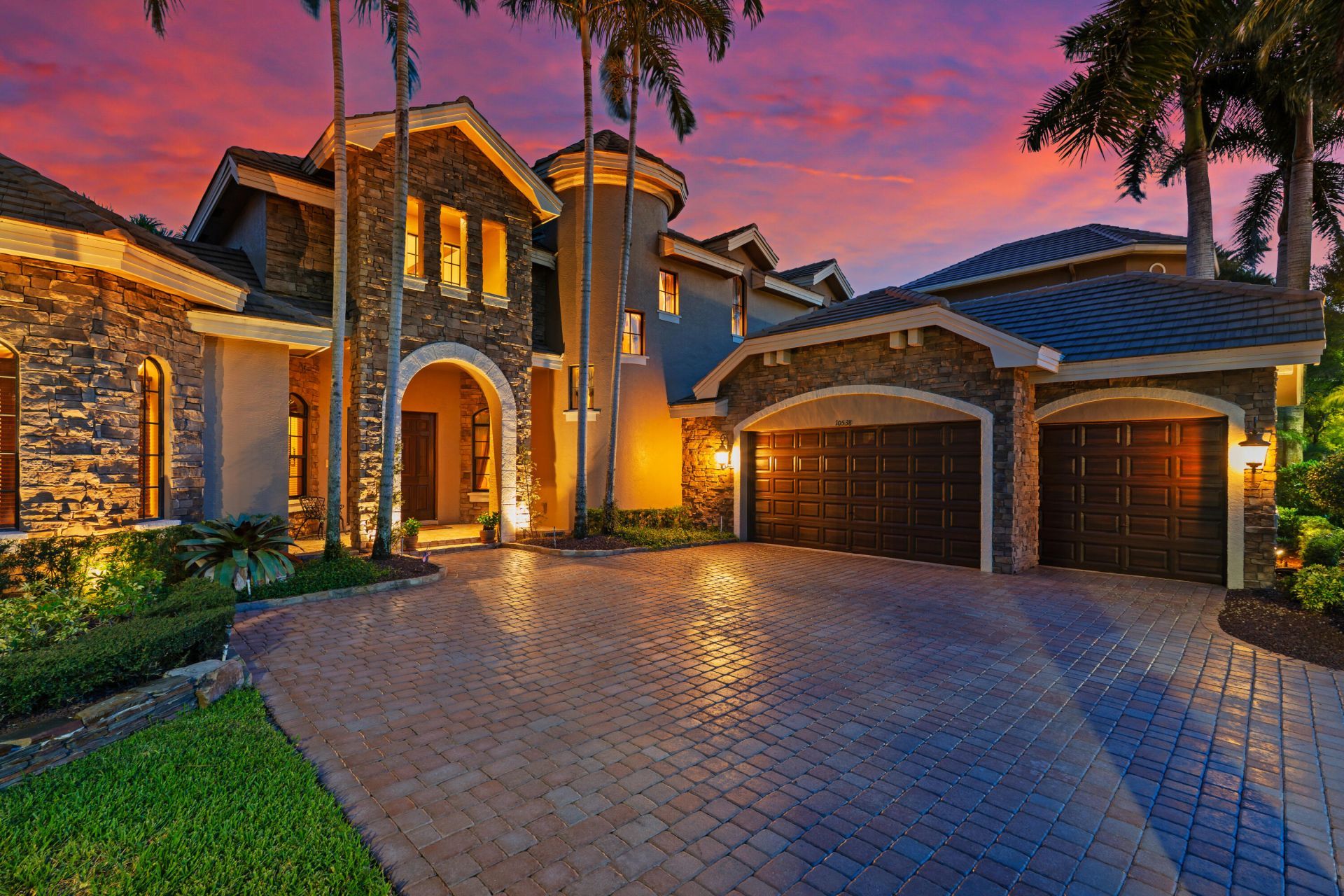 10538 Versailles Boulevard, Wellington, FL 33449 Photo
