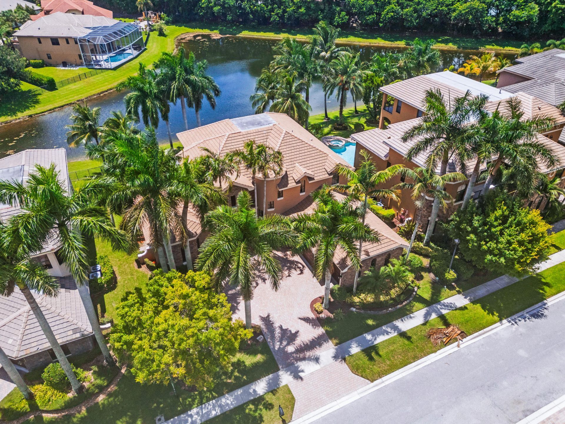 10538 Versailles Boulevard, Wellington, FL 33449 Photo