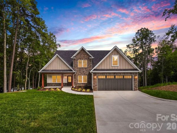 5317 Shoreline Way , Granite Falls, NC 28630