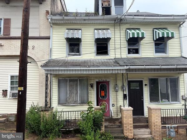 246 S POPLAR STREET , MOUNT CARMEL, PA 17851