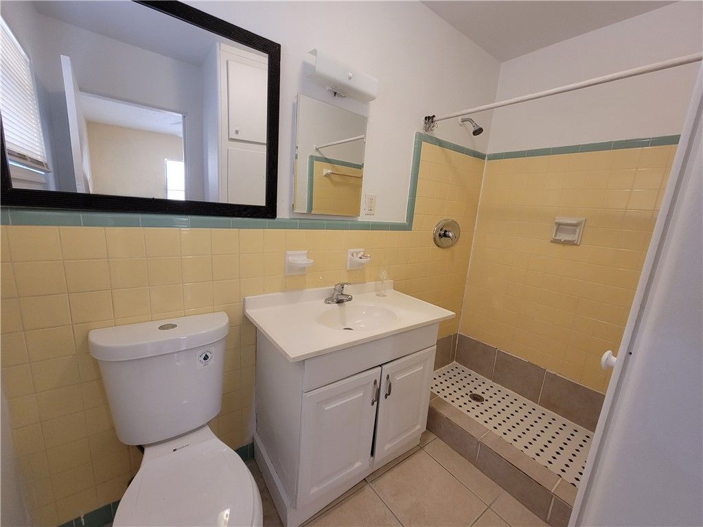 305 S Ocean Drive, Unit 3, Fort Pierce, FL 34949 Photo