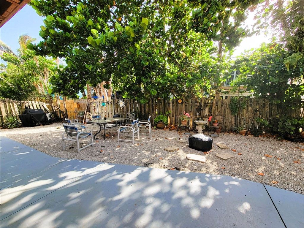305 S Ocean Drive, Unit 3, Fort Pierce, FL 34949 Photo