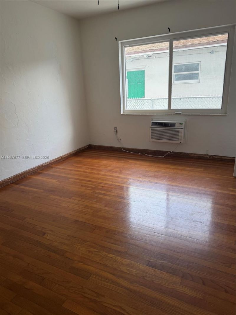 500 77th St, Unit 2, Miami Beach, FL 33141 Photo
