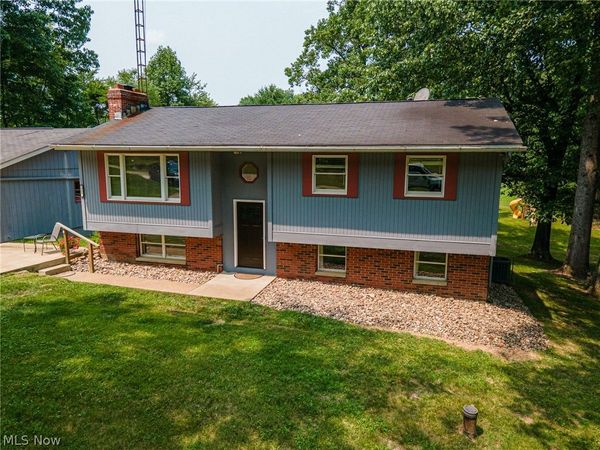 7932 Gause Road , Nashport, OH 43830
