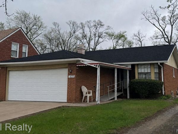 20791 Mitchelldale Avenue, Royal Oak Township, Mi 48220