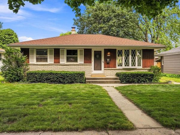 6838 N 61st STREET, Milwaukee, WI 53223