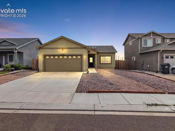 5328 Gannet Lane, Pueblo, CO 81008