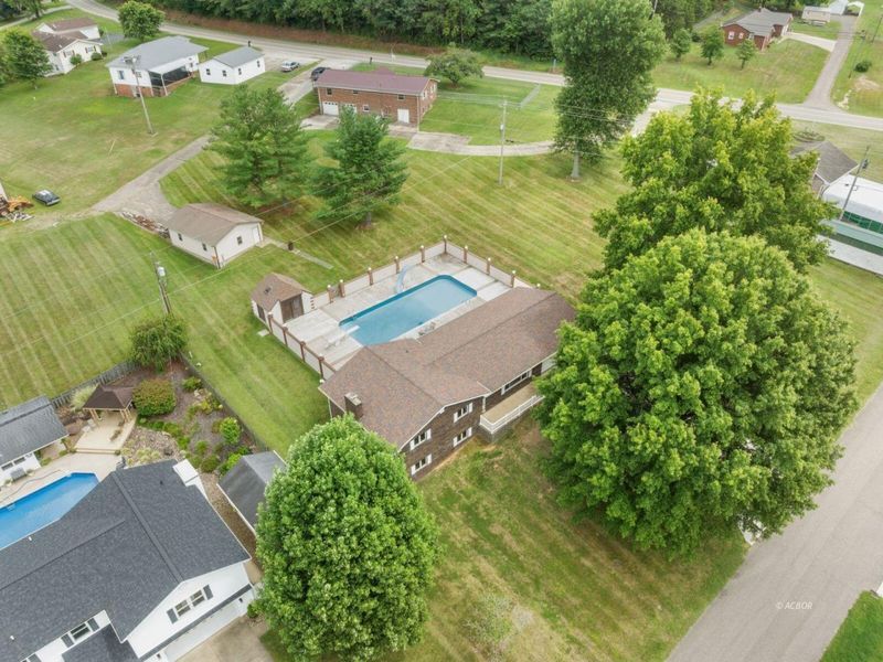 76 Debbie Drive , Gallipolis, OH 45631 Photo 2