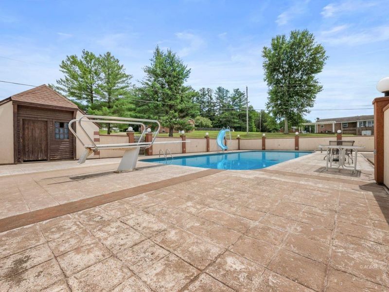 76 Debbie Drive , Gallipolis, OH 45631 Photo 32