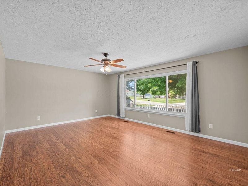 76 Debbie Drive , Gallipolis, OH 45631 Photo 9