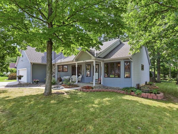 1309 Sanders Drive, Auburn, IN 46706