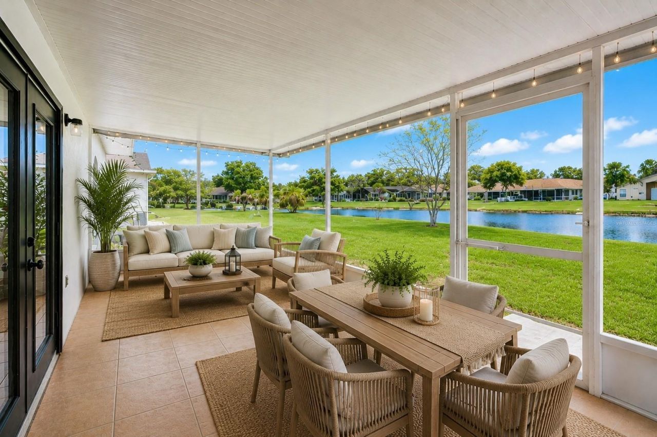 12928 Kings Lake Drive, Gibsonton, FL 33534 Photo