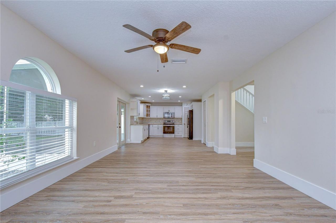 12928 Kings Lake Drive, Gibsonton, FL 33534 Photo