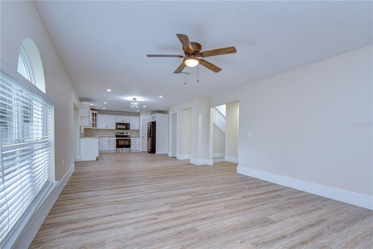 12928 Kings Lake Drive, Gibsonton, FL 33534 Photo