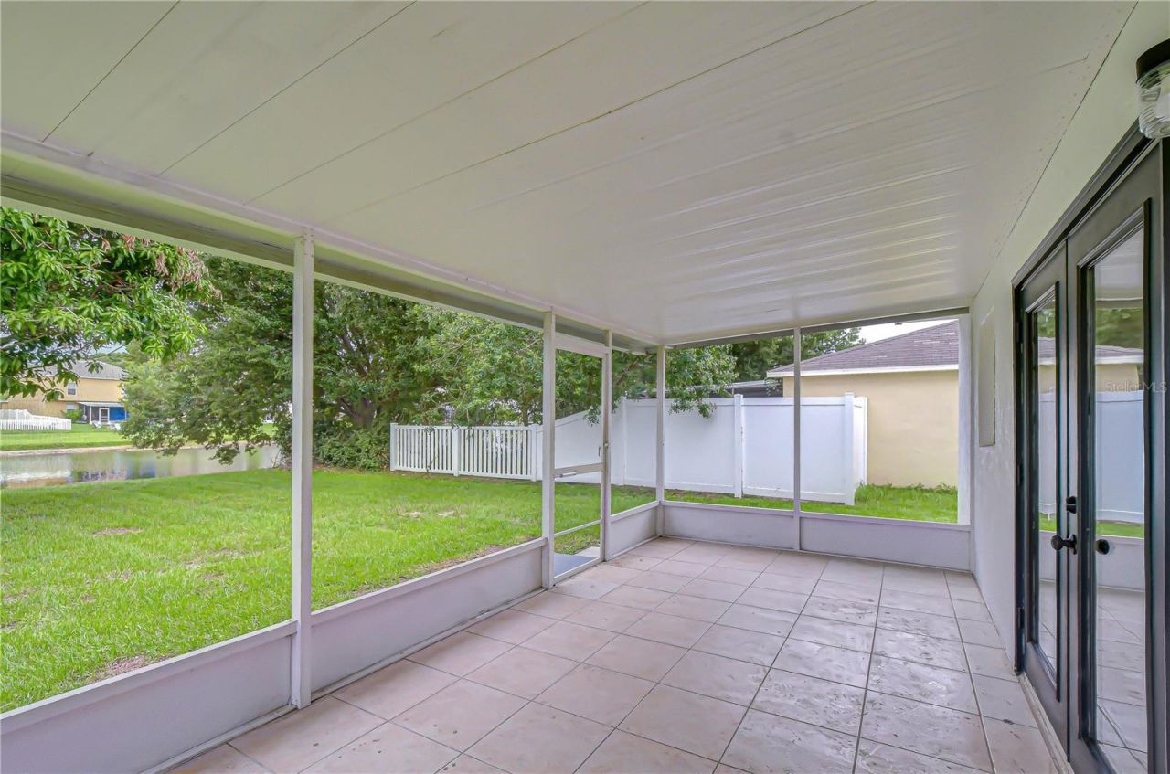 12928 Kings Lake Drive, Gibsonton, FL 33534 Photo