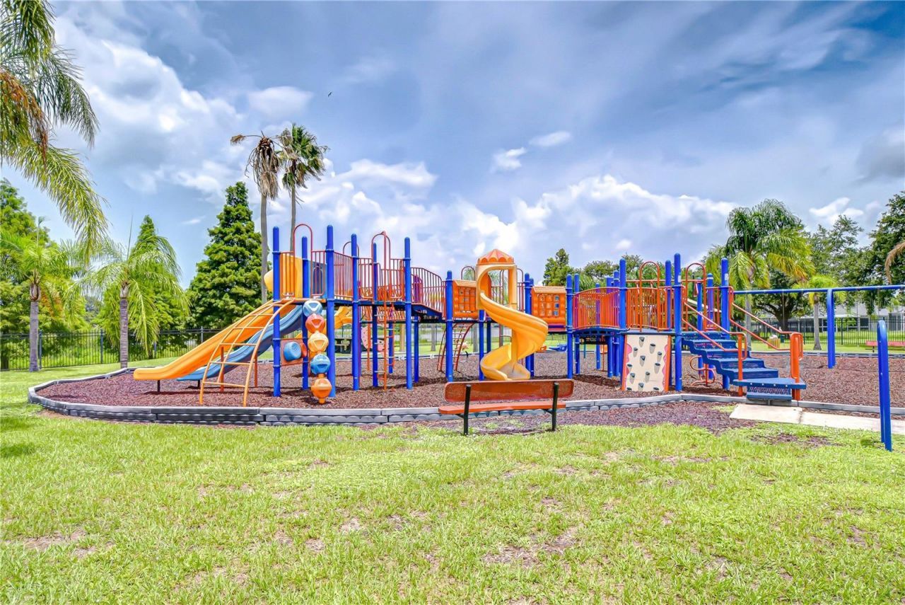 12928 Kings Lake Drive, Gibsonton, FL 33534 Photo
